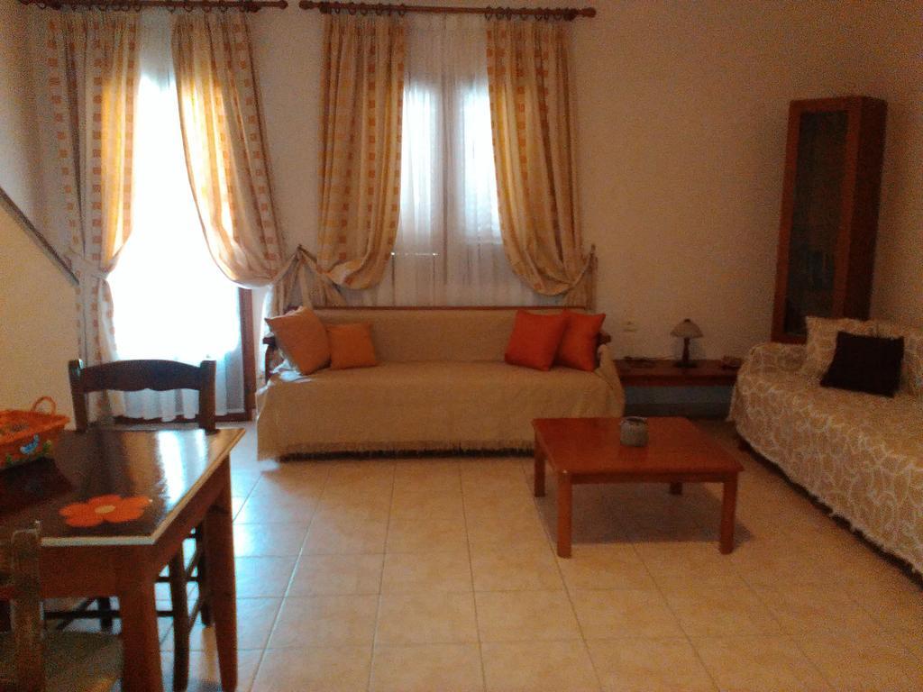 Maridatis Apartment *